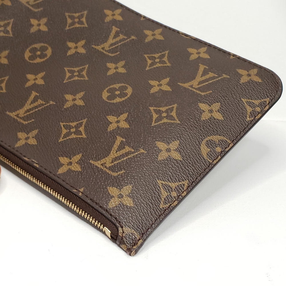 Authentic Louis Vuitton Neverfull Pochette Monogram Wristlet Clutch - Picture 6 of 14